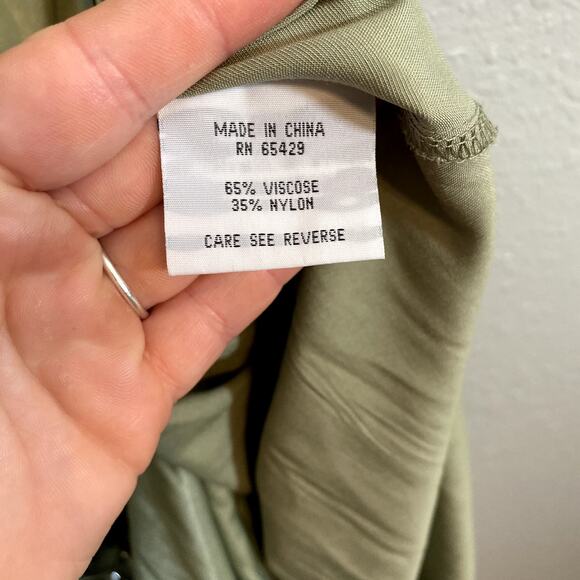 Luxe Moda Medium Moto Dress Green Silver Buttons Midi Sleeveless Double Slit Hot - Picture 6 of 9